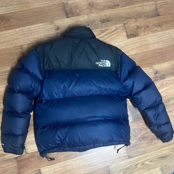 The North Face Jackets & Blazers - The North Face puffer jacket Navy Blue